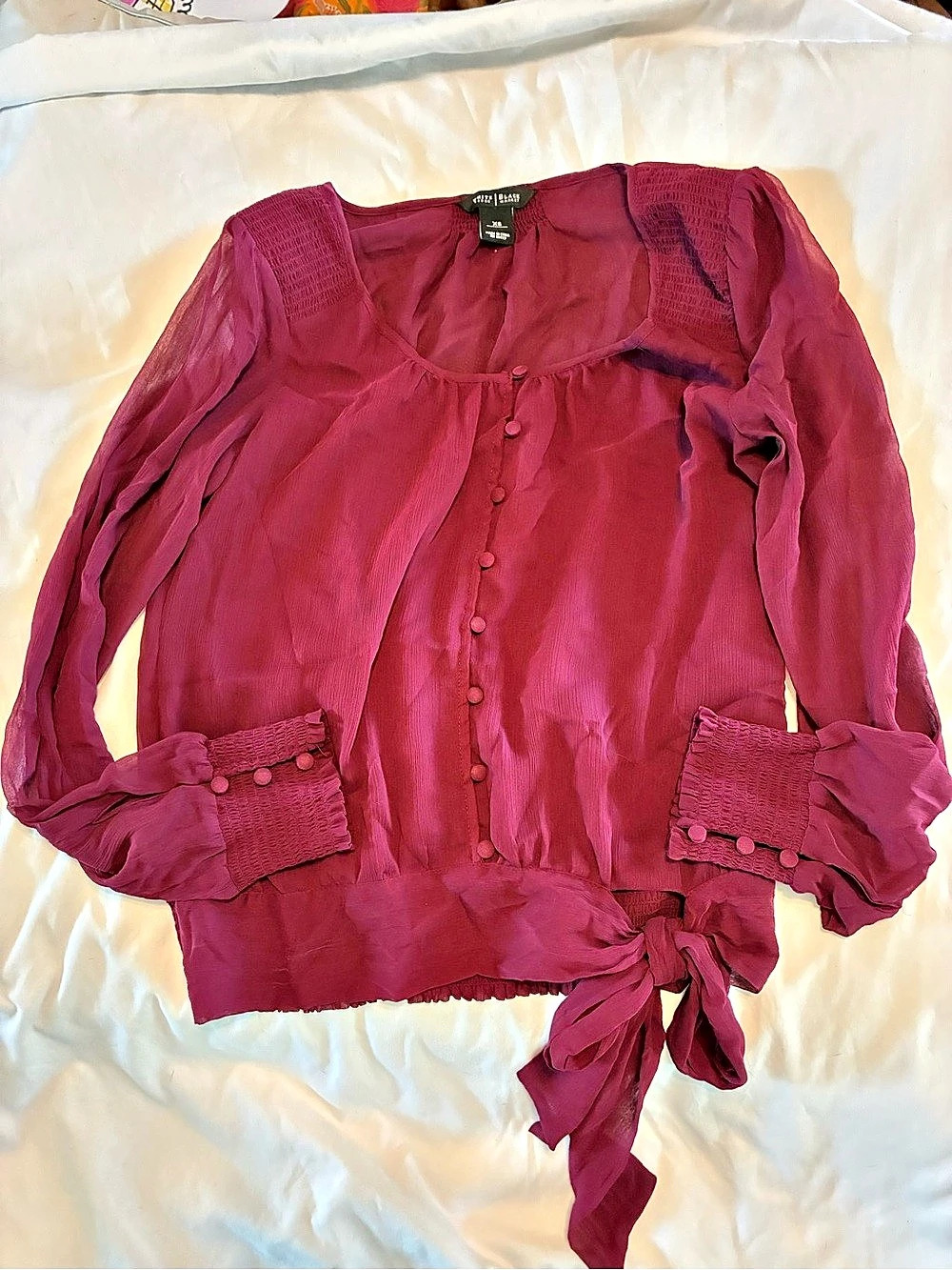 White house Black market Fall Tie Hem Long Sleeve Blouse in Red Size XS Like New